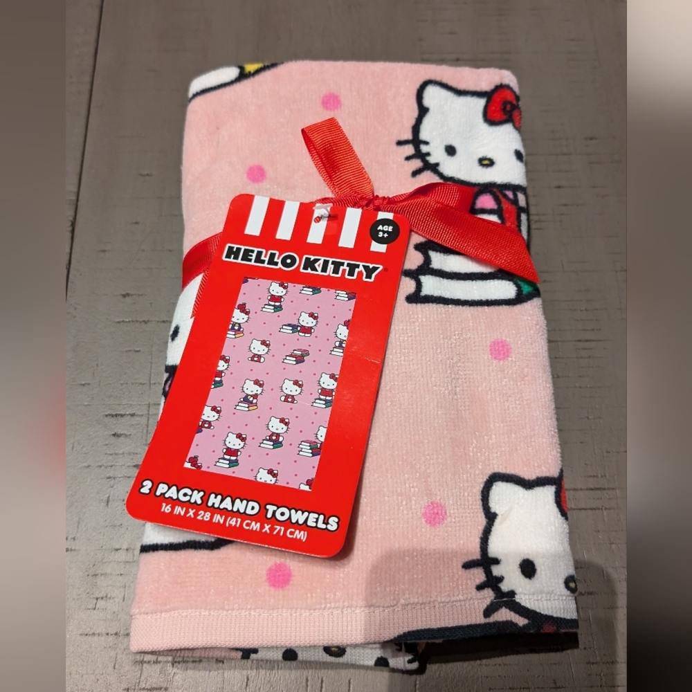 🆕 Hello Kitty Set of Hand Towels ✋